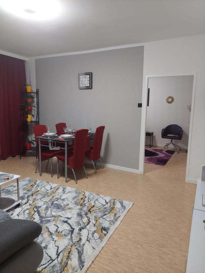 Nb Royal Apartment